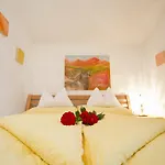Apartamento Apart-pension Wasserfall Neustift im Stubaital